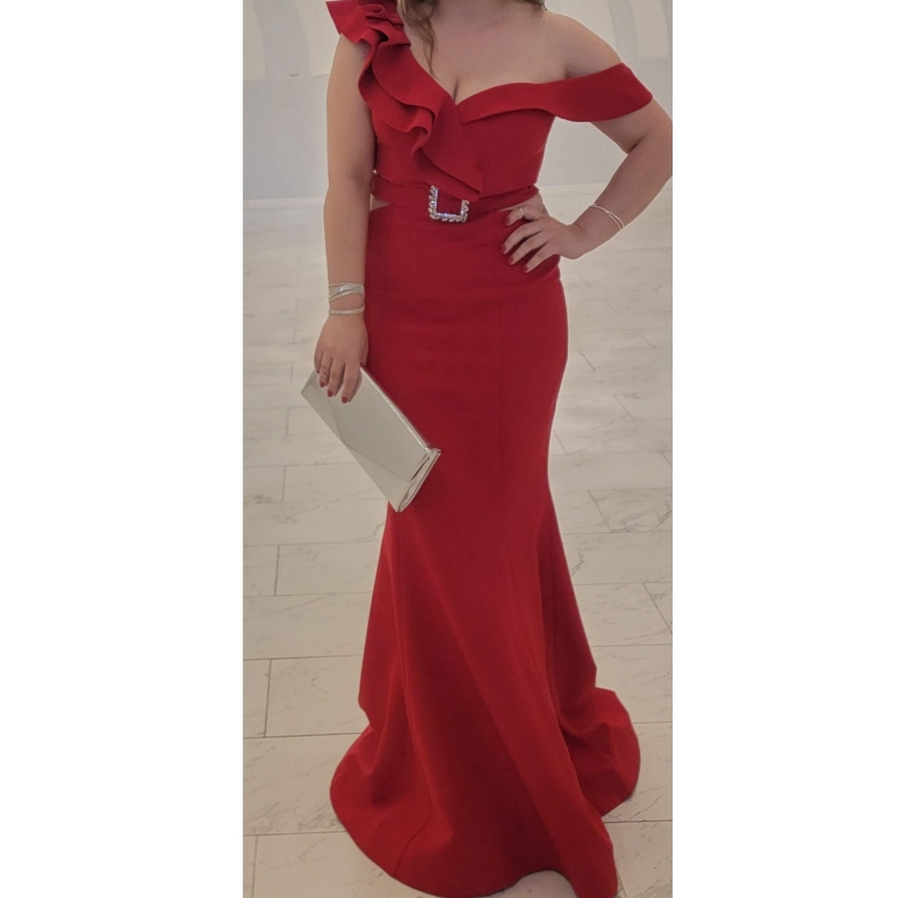 Dress - Picture 3 of 3